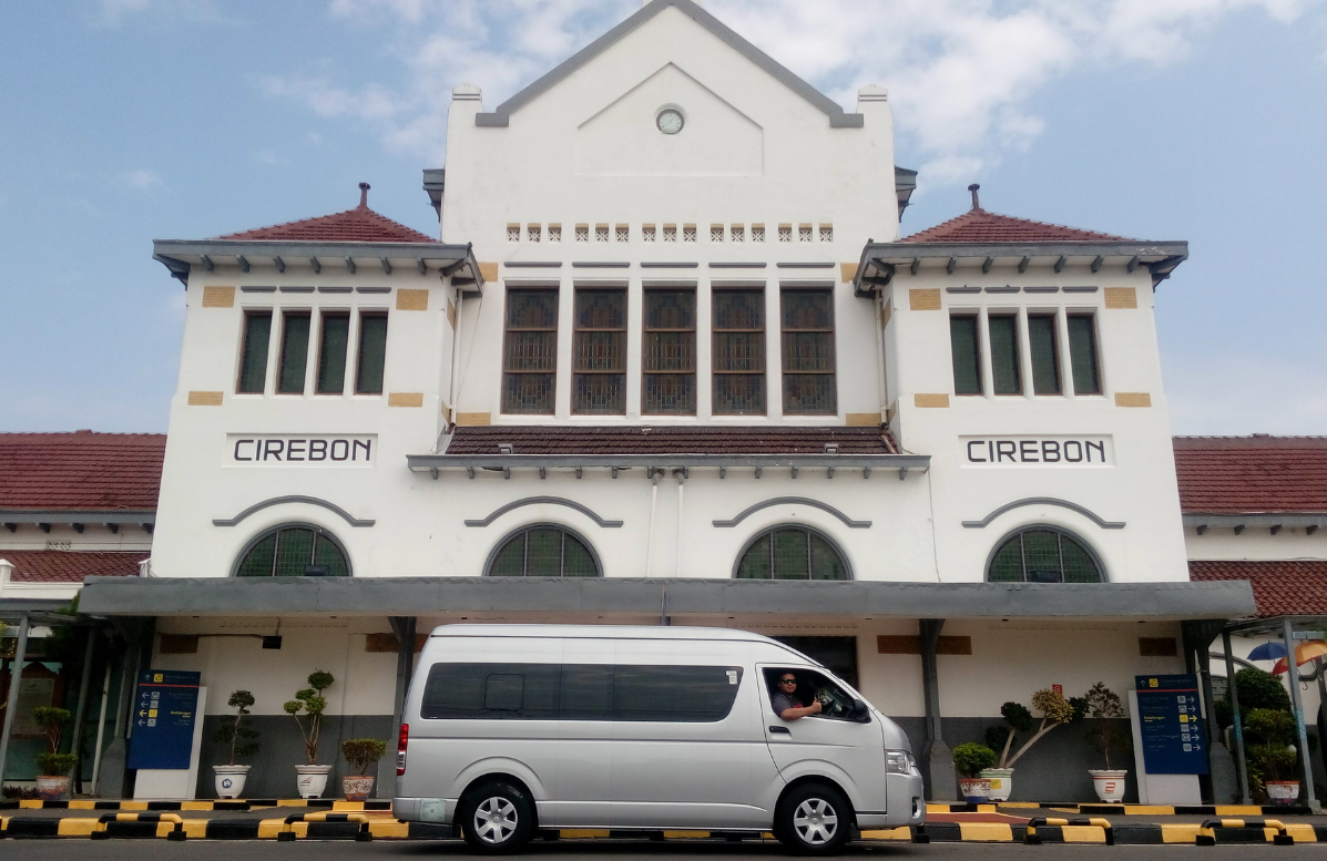 Rental Hiace Magelang